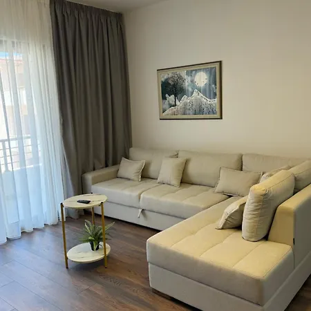 The Unique Vlorë